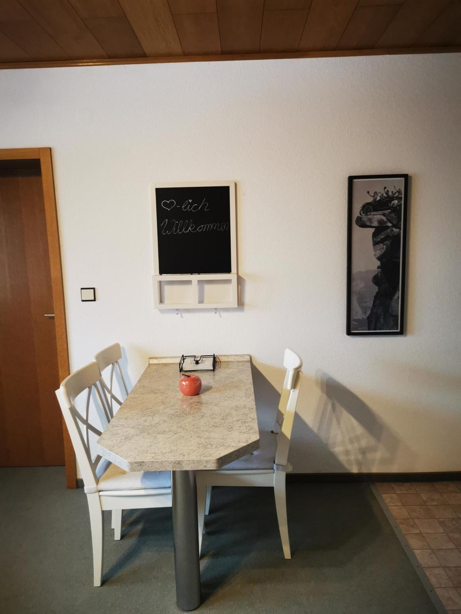 Ferienwohnung Flueburg Diemelstadt Buitenkant foto