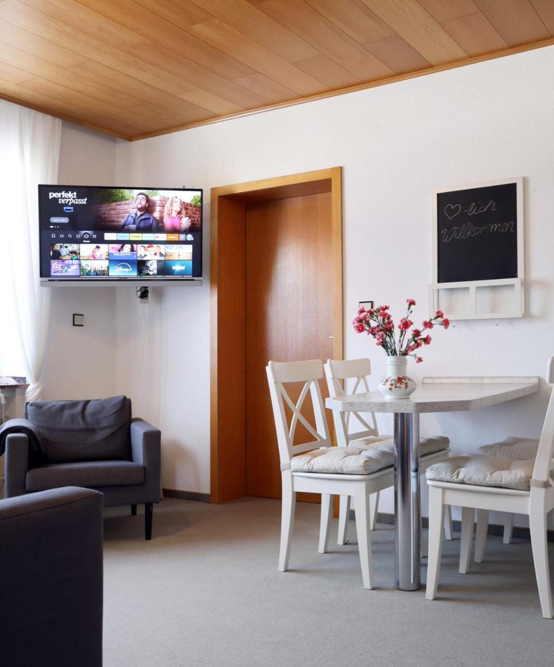Ferienwohnung Flueburg Diemelstadt Buitenkant foto